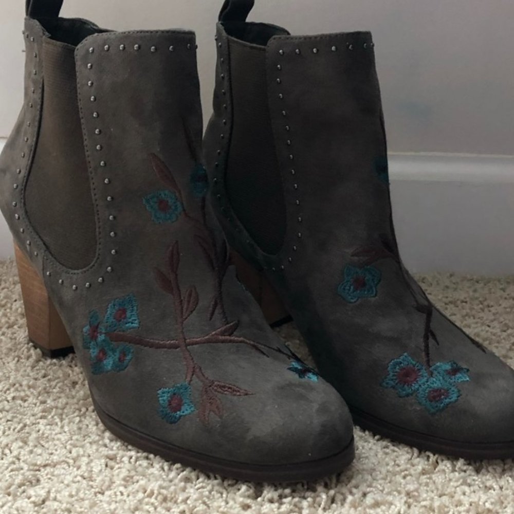 High Heel Embroidered Booties